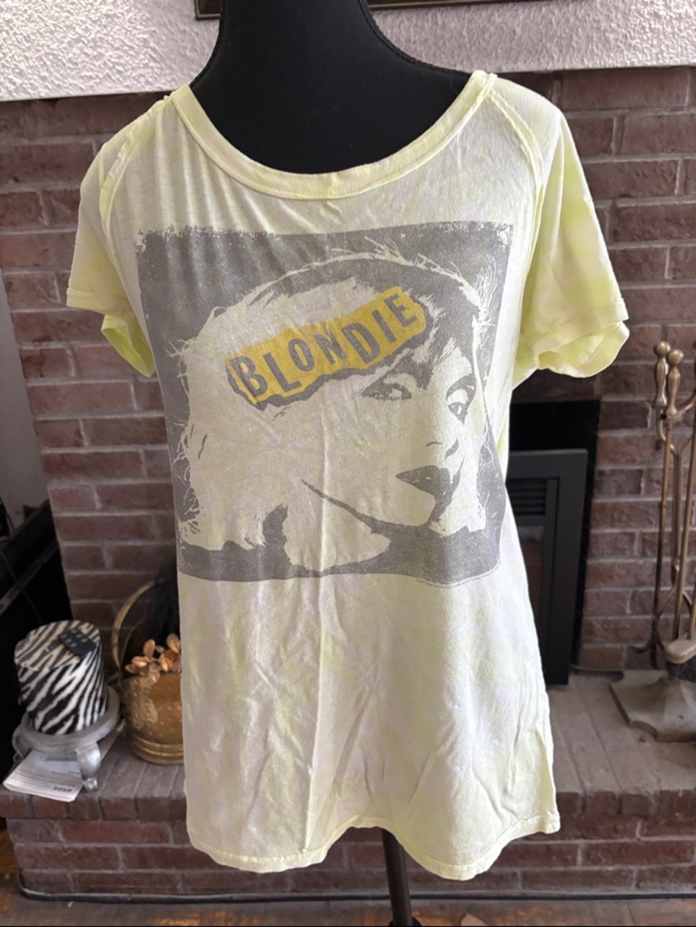 Chaser Blondie Graphic by Tee in Pale Yellow
